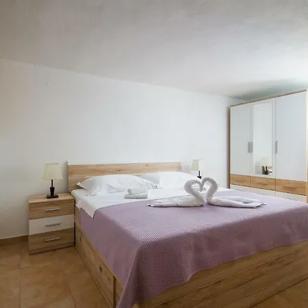 Olea * Velika Cista (Sibenik-Knin)