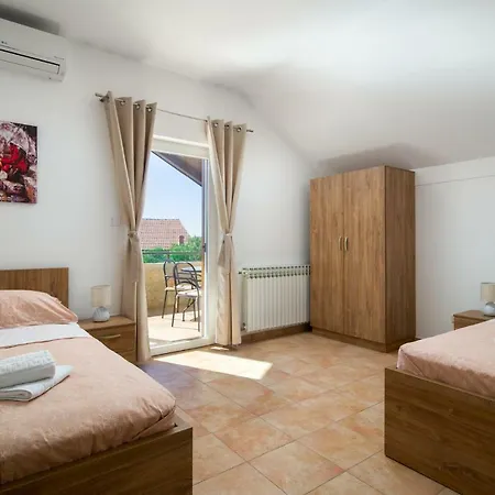 Olea * Velika Cista (Sibenik-Knin)