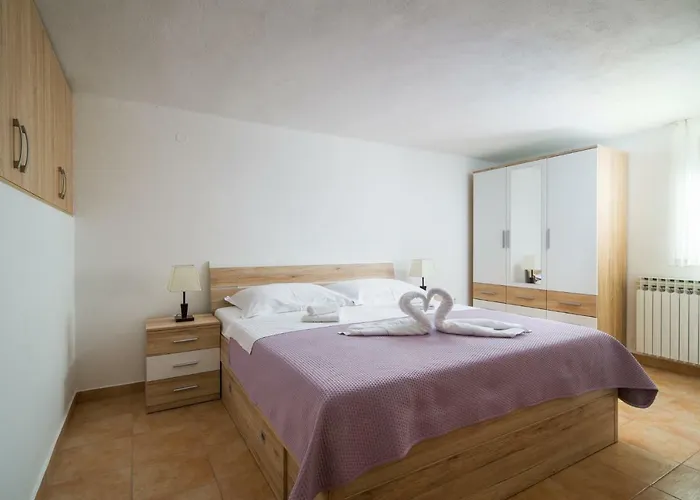 Olea * Velika Cista (Sibenik-Knin)