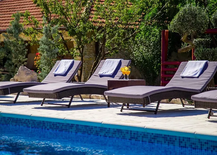 Olea Velika Cista (Sibenik-Knin)